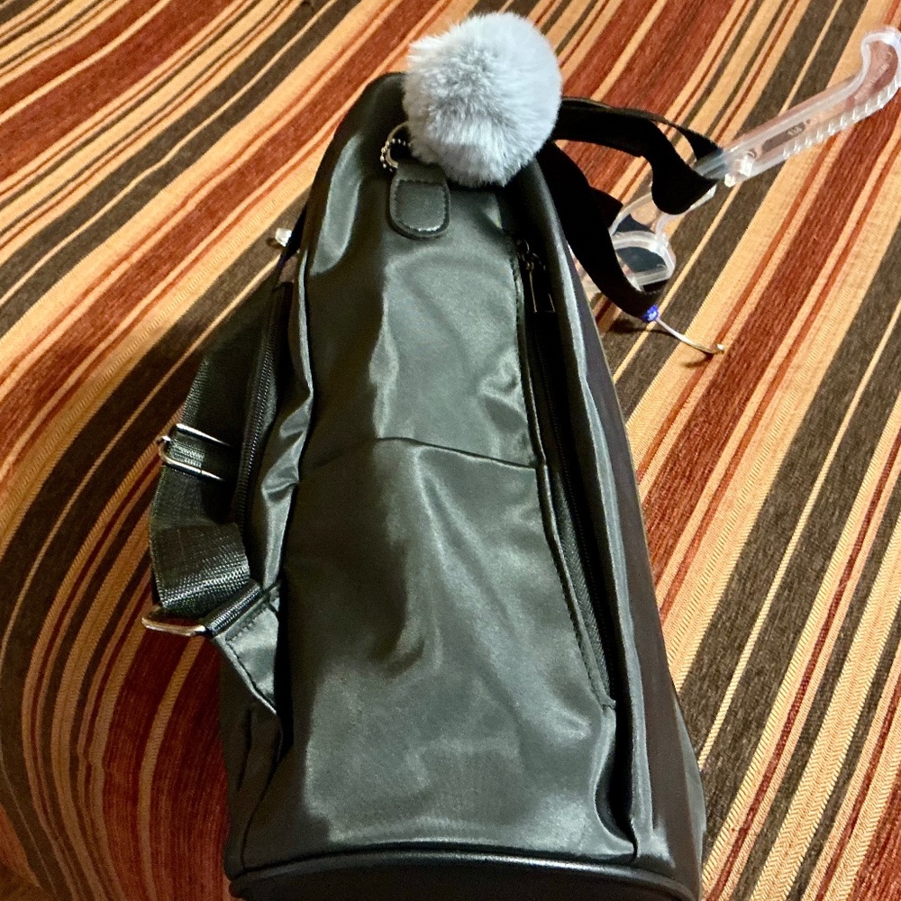 Backpack - Picture 3 of 5